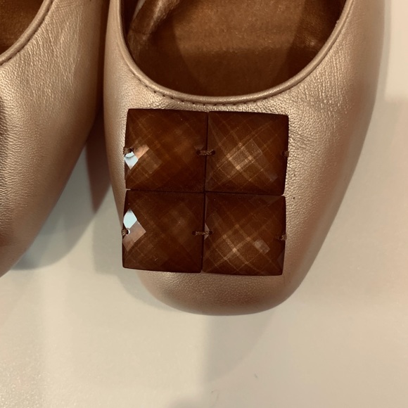 Shoes - Picture 3 of 5